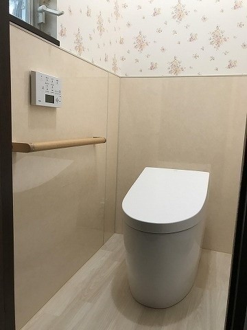豊田市　Ｙ様邸　トイレリフォーム　トイレ内に手洗器を新設！内装にこだわりました＊トイレ改装工事