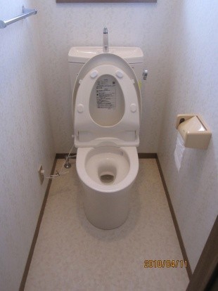 豊田市　Ｋ様邸　トイレリフォーム　トイレ取り替え工事＊*内装の柄が素敵です