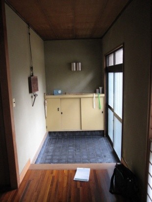 玄関が明るくなりました 玄関 リフォーム豊田市 住宅 キッチンのリフォームや外壁塗装は豊田市のヤマハナへ