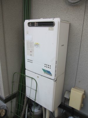 電源が自然に切れてしまうようになったので替えないとなぁ。