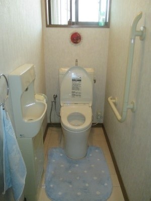 豊田市　Ｏ様邸　トイレリフォーム　トイレ取り替え工事