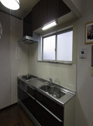 豊田市　キッチンリフォーム　既存の吊戸棚とマッチしたキッチンを選びました