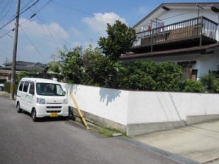 駐車スペースを広くしたいし、雰囲気を変えたいわ。