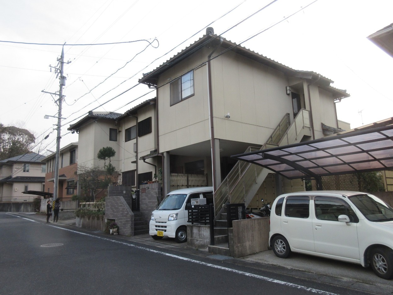 外壁が汚れちゃって気になるわ~