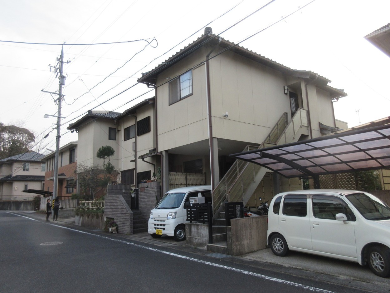 外壁が汚れちゃって気になるわ～