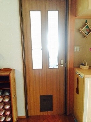 豊田市　ペット用ドア＊*とても便利になりました！