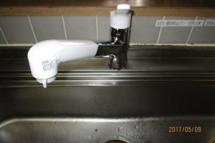 豊田市　キッチン水栓取替工事　～ホースの伸びるタイプへ～