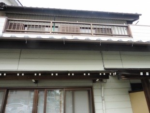 28年間ベランダの防水を見てもらってなかったなぁ。