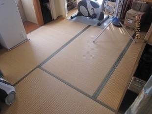 ペットを飼い始めて、畳だと掃除がしにくいからお手入れがしやすい床にしたいわ。