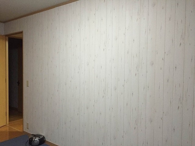木目の壁紙がとてもお気に入りです＊*