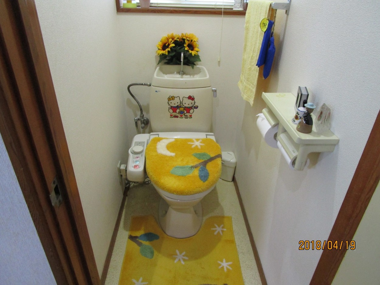 家を建てたときから使っているので、新しいトイレに取り替えたいなぁ…