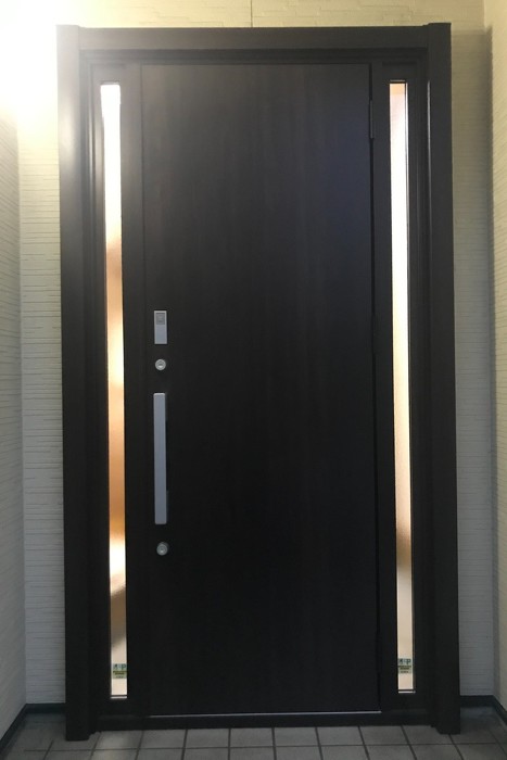 豊田市/リフォーム/玄関扉取り換え/断熱仕様のドアになり結露が少なくなりました！