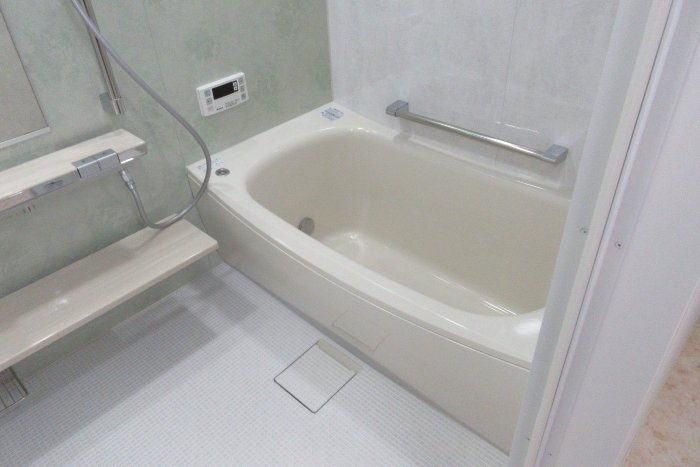 豊田市/浴室リフォーム/マンション浴室リフォーム/洗面リフォーム/明るく快適な浴室となりました