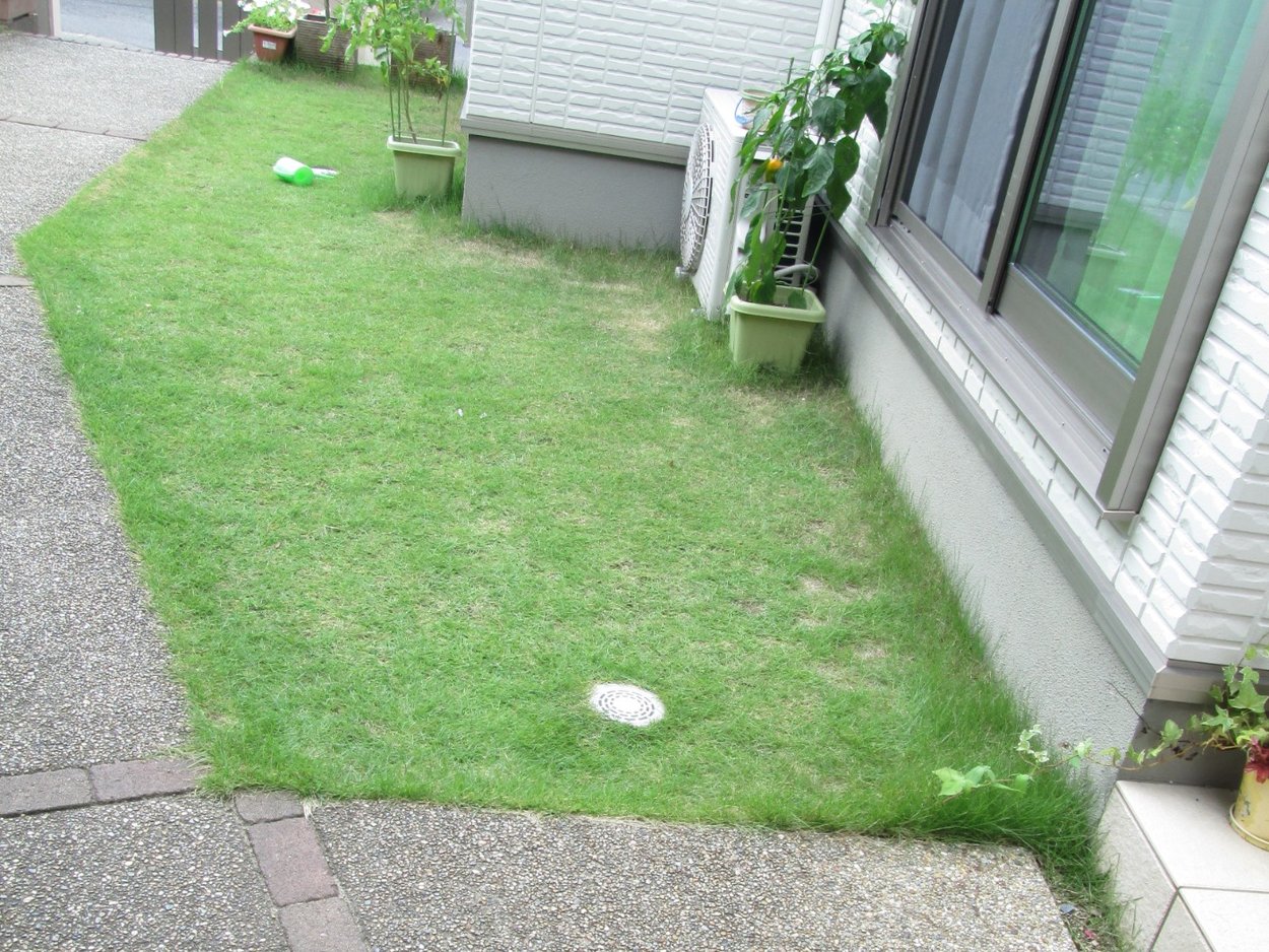 掃出し窓から出られるようにウッドデッキをつけたいの