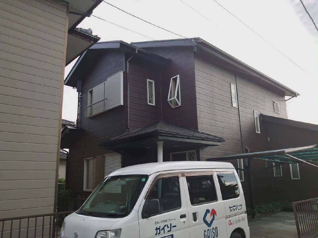 再塗装をして、きれいな外壁に
