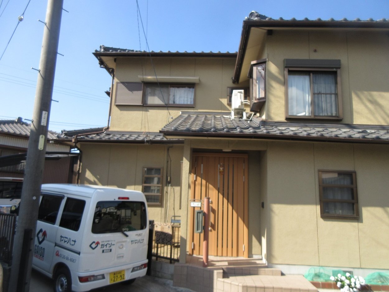 外壁塗装をそろそろしないといけないと思うのですがどうでしょうか?