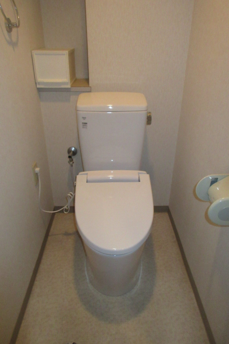 新しいトイレに