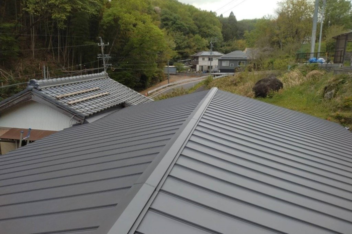 立平葺き屋根の葺き替え