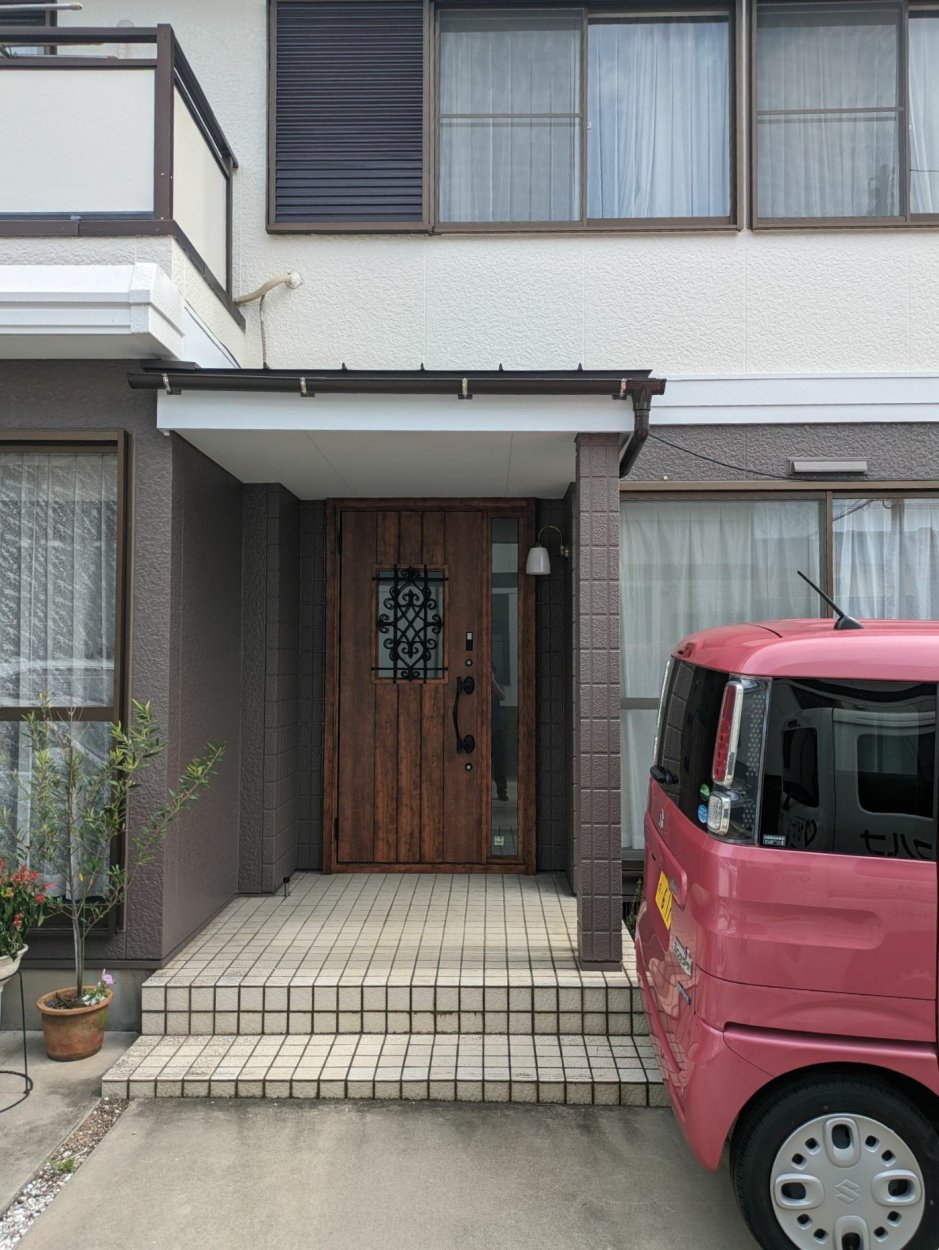 屋根部分は解体をして新しく作り直しました。