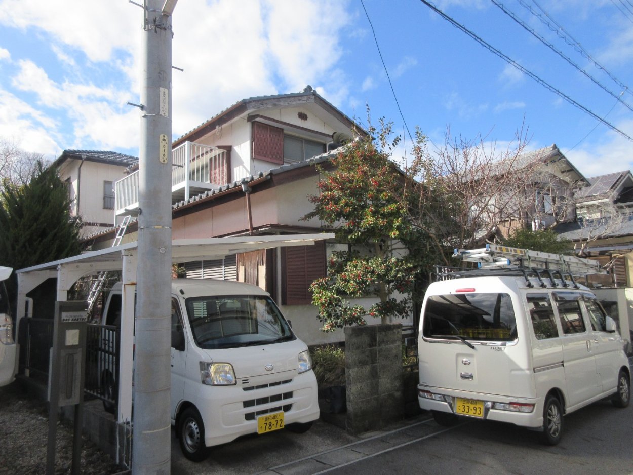 メンテナンスしていなくてボロボロになっています。