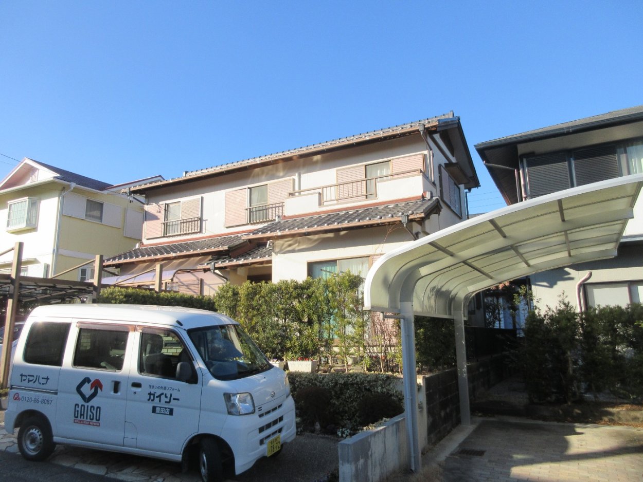 外壁の塗装を10年以上していません。