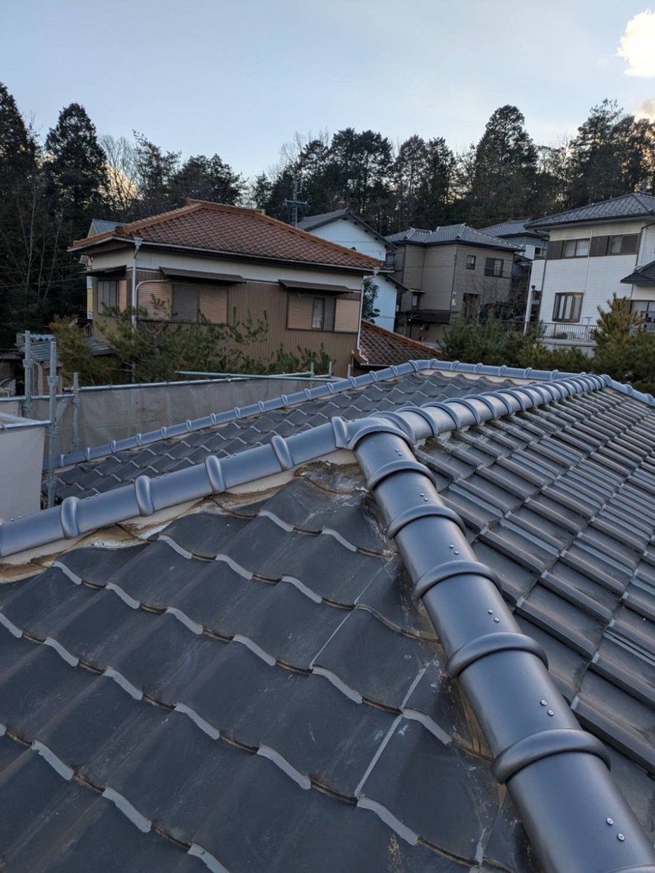 屋根の雨漏りしやすい箇所をすべて直しました。