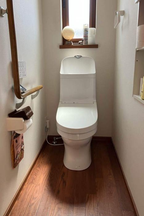 トイレの取替と床のクッションフロアを貼り替えました＊*