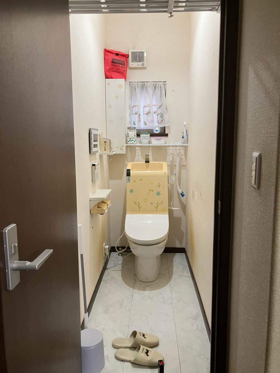 トイレが壊れてしまいました・・・