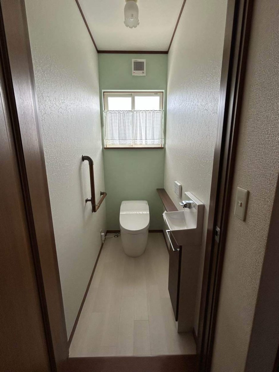 とても爽やかでおしゃれなトイレ空間になりました！