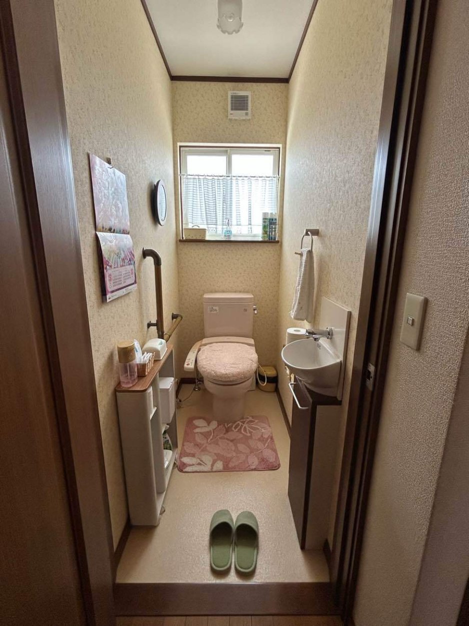 トイレと手洗いが年数経ってきたのでそろそろ交換したいです・・・