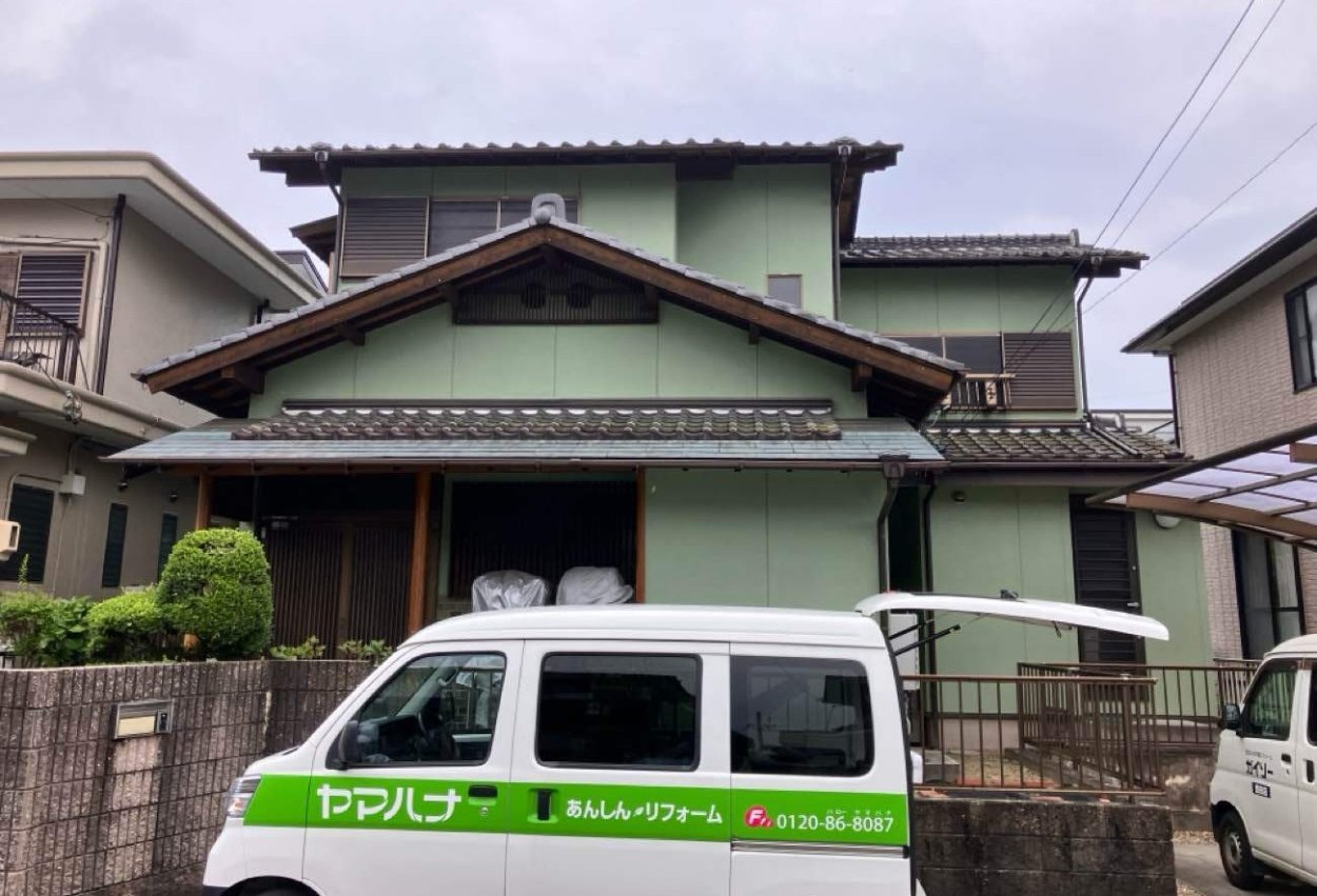 以前、ヤマハナさんで塗装をして15年ぐらい経つのでそろそろ塗装をした方がよいかな