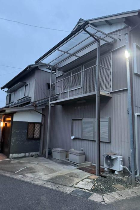 ベランダ塗装と雨樋の新設