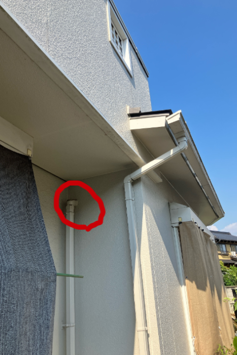 その雨漏りはどこから！？通常では発見できない雨漏りも直します！