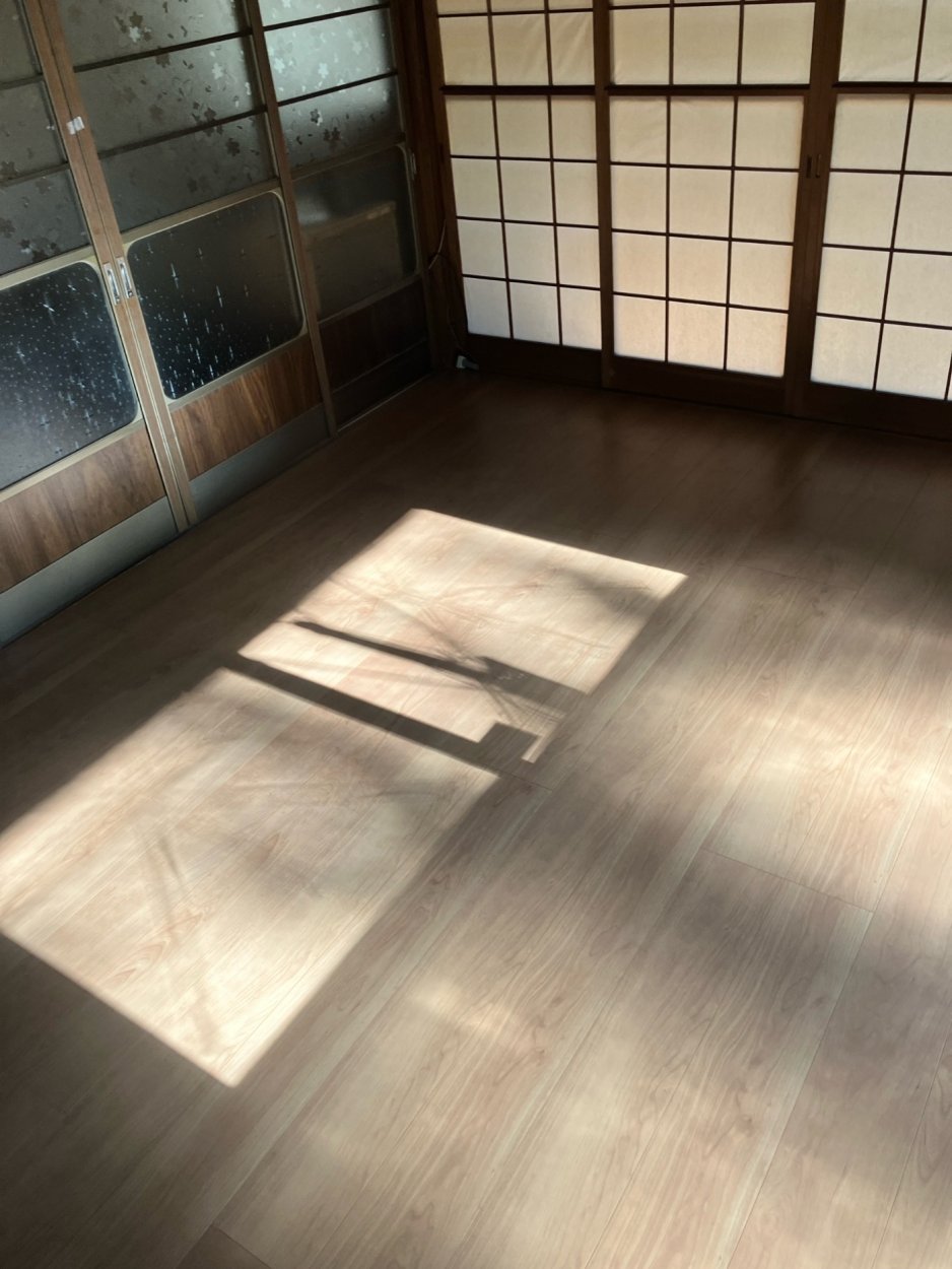 床を作り直しました。