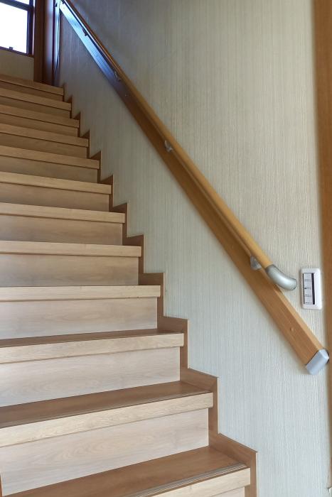 階段への手すり取付