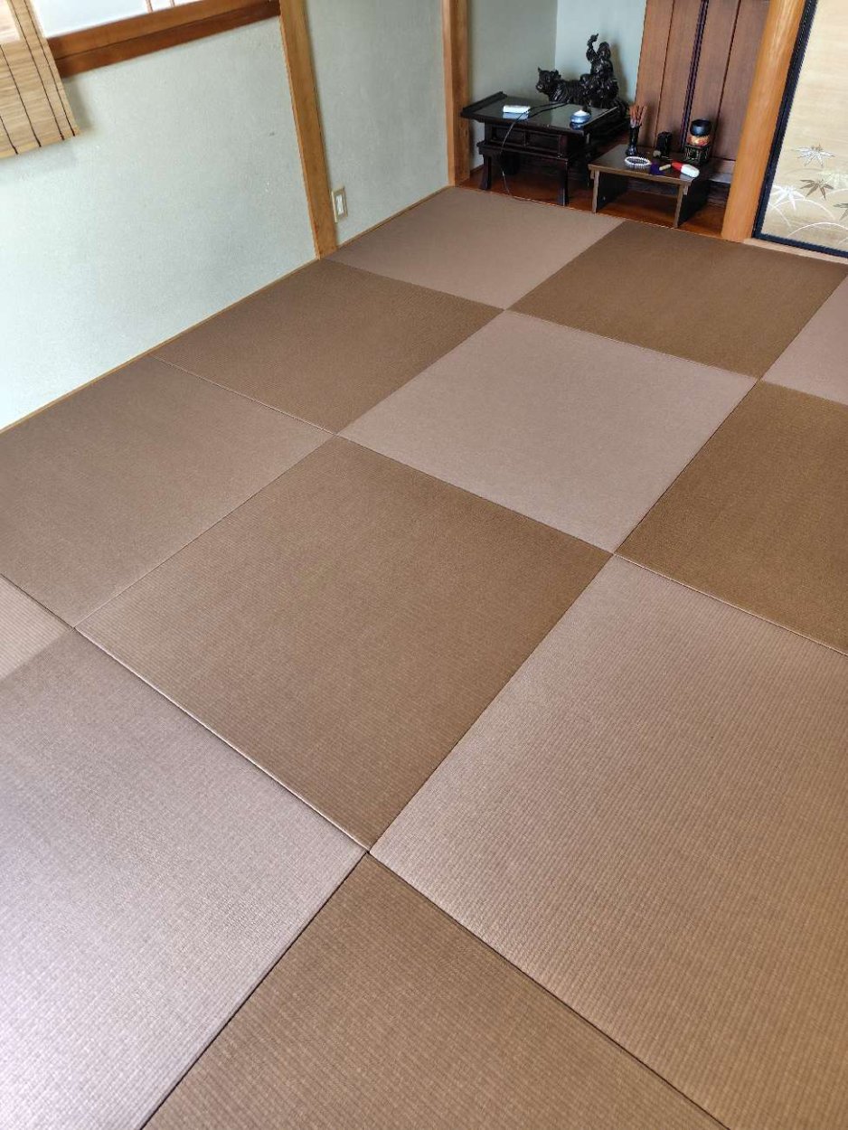 ヘリ無しの畳でオシャレになりました。