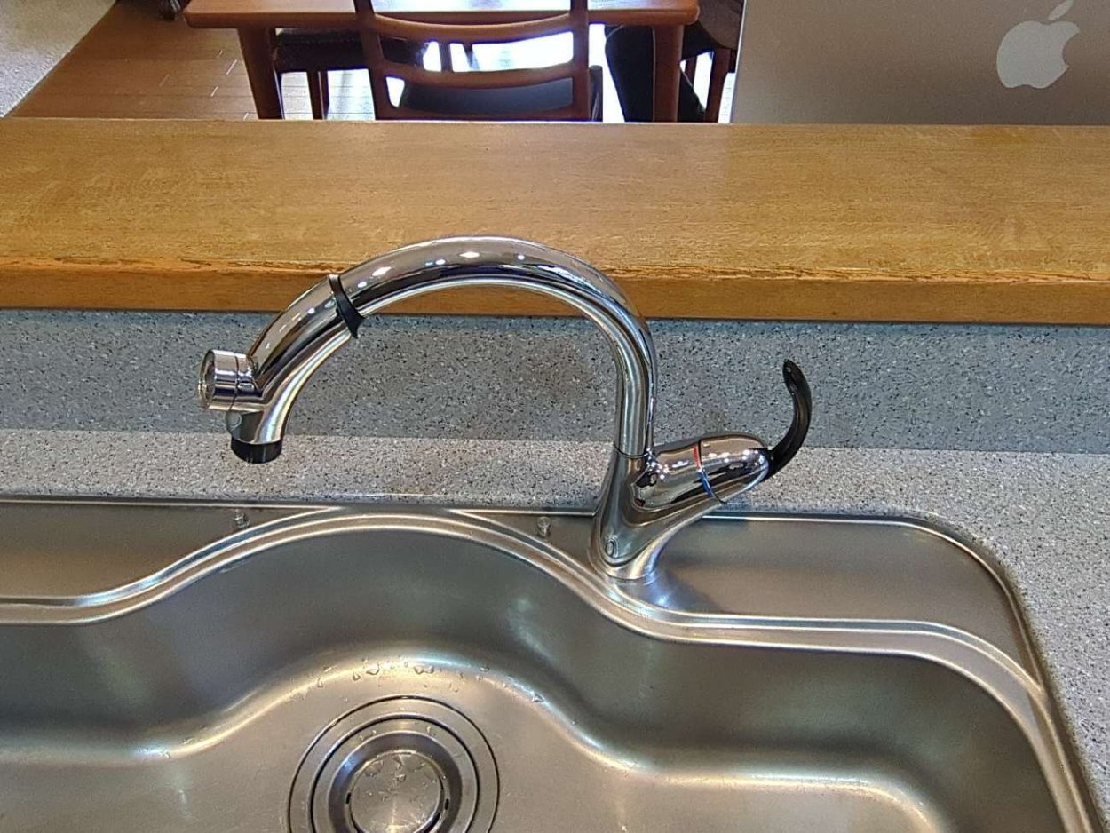 キッチン水栓のハンドルが緩くなってきたので
取り替えたいです。