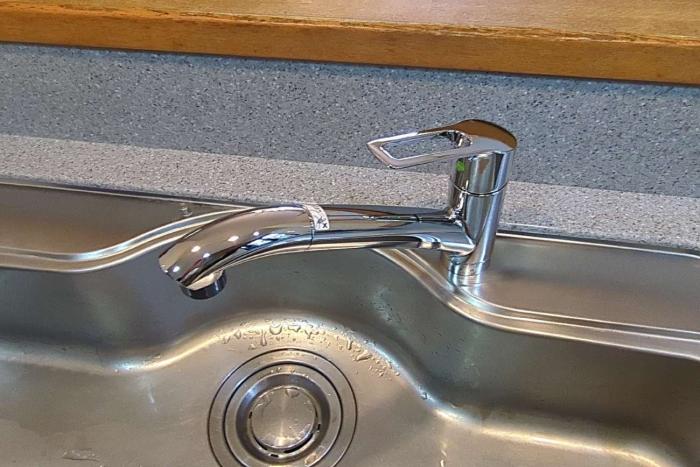 スッキリとしたキッチン水栓への取替