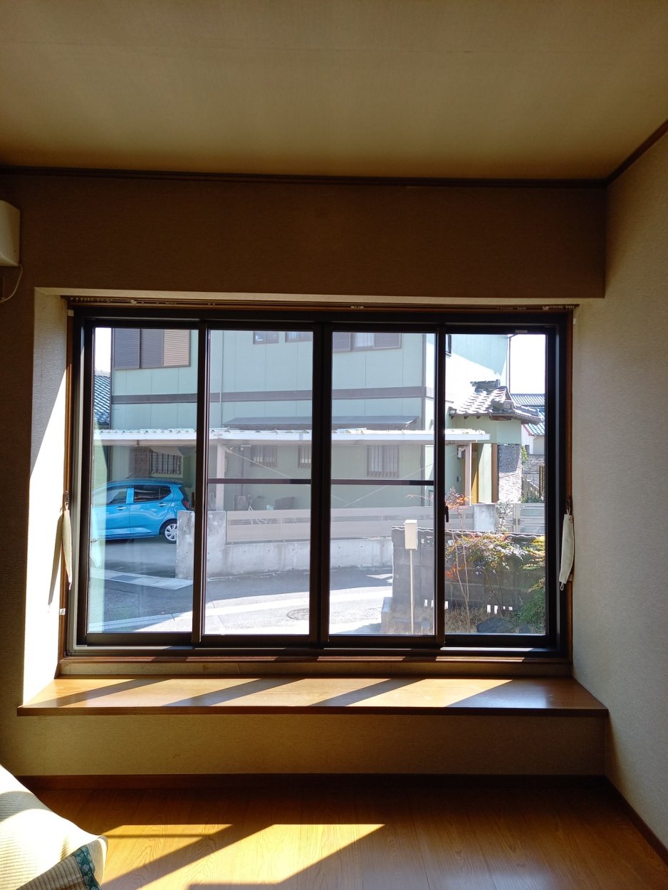 ガタつきも無くしっかり閉まるようになりました！