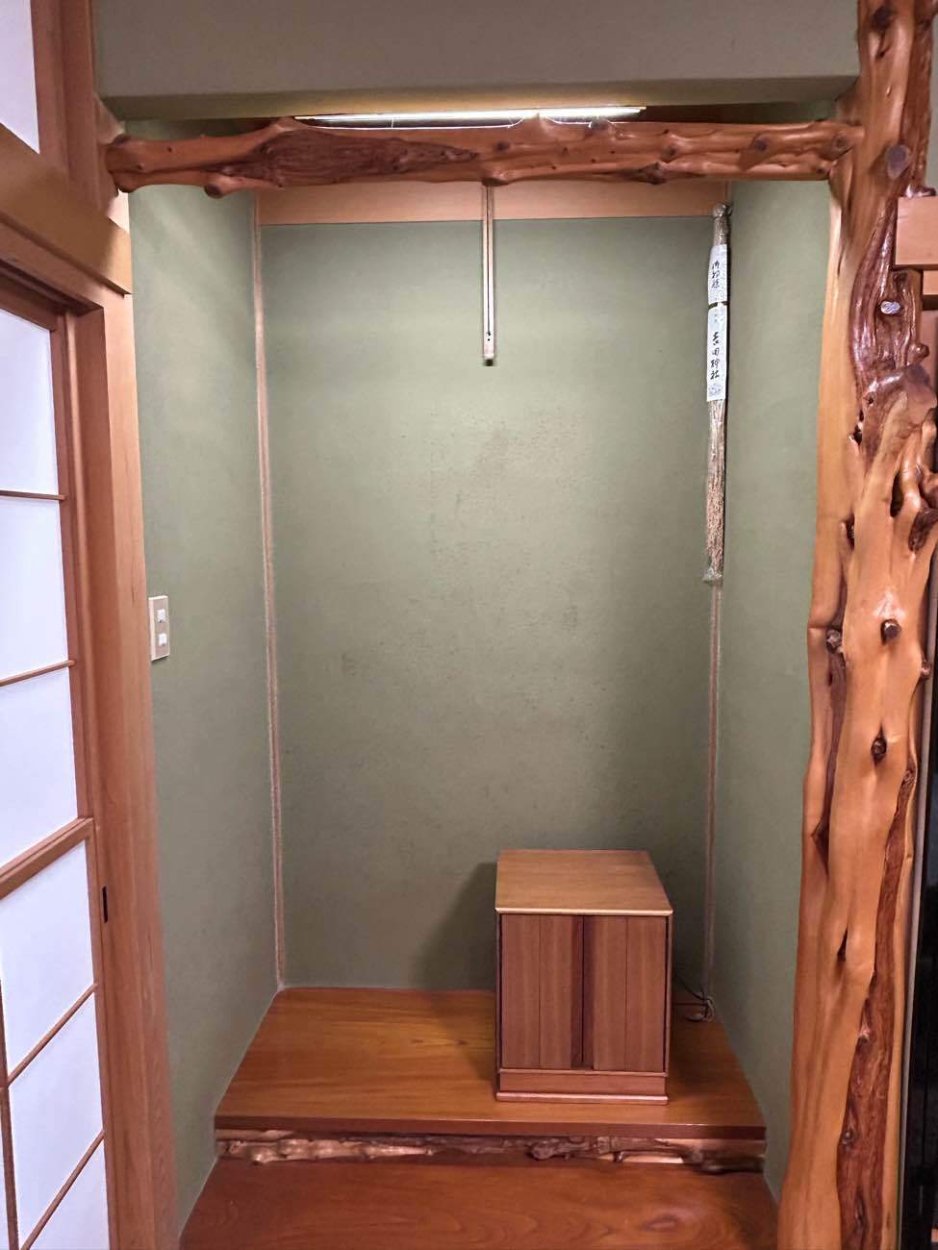 壁にしみが出てきた