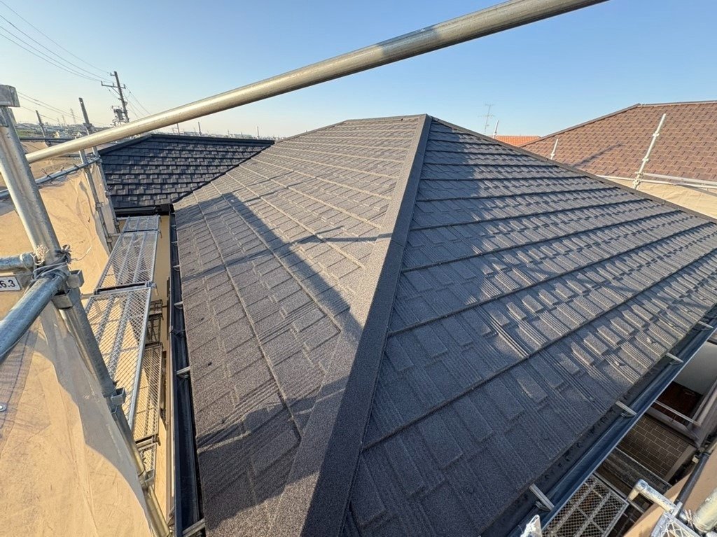 屋根はカバー工事を行って３０年以上安心できるようになりました！