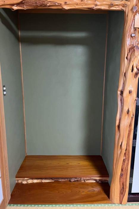 床の間壁をきれいに