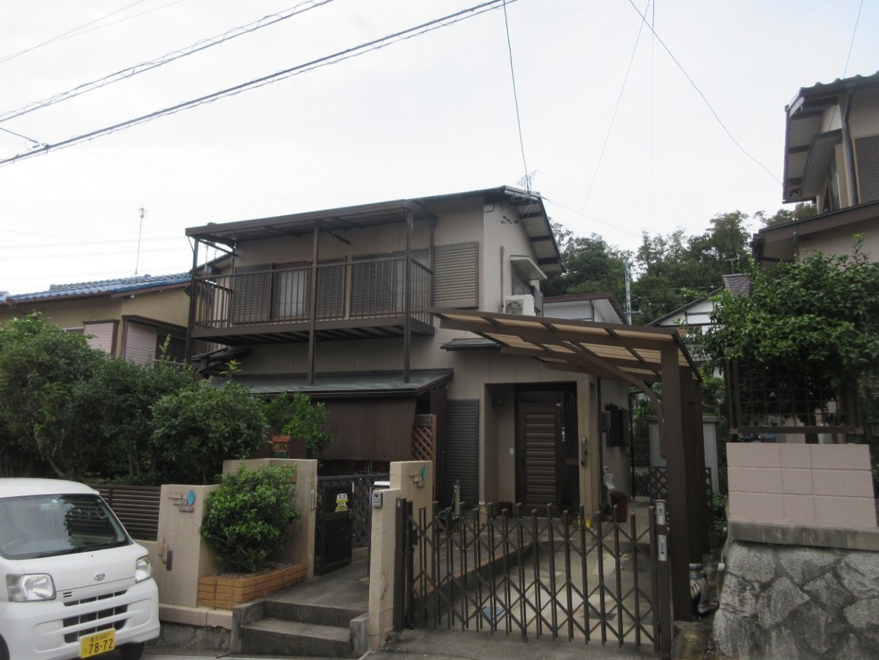 前回外壁塗装をしてもらってから15年たっています。