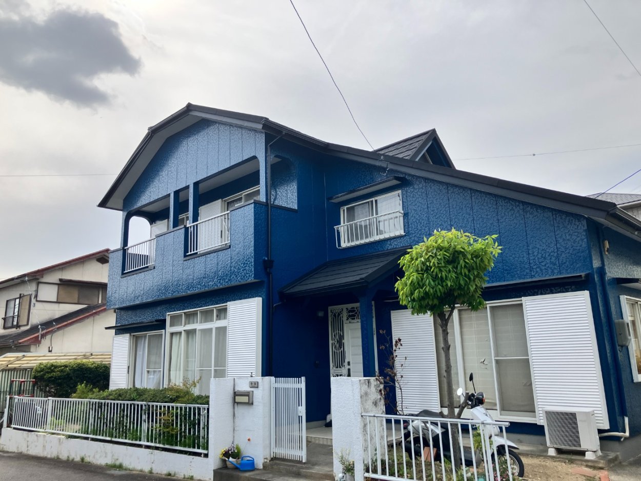 超耐久性の外壁塗料ウレアシールドを使用しました！